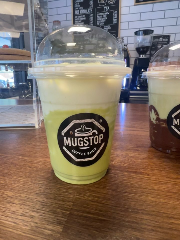 Mugstop matcha drinks at the counter